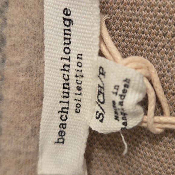 Beachlunchlounge Plaid Shirt in Tan and Gray - Picture 3 of 4